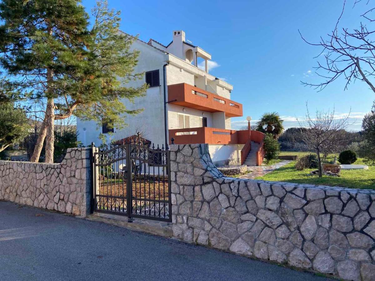 Family Tomy Apartma